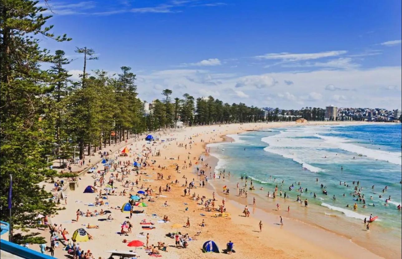 Centrally Located Ocean Retreat By One Luxe Serviced & Vacation Manly, Family & Couple Friendly Apartment *