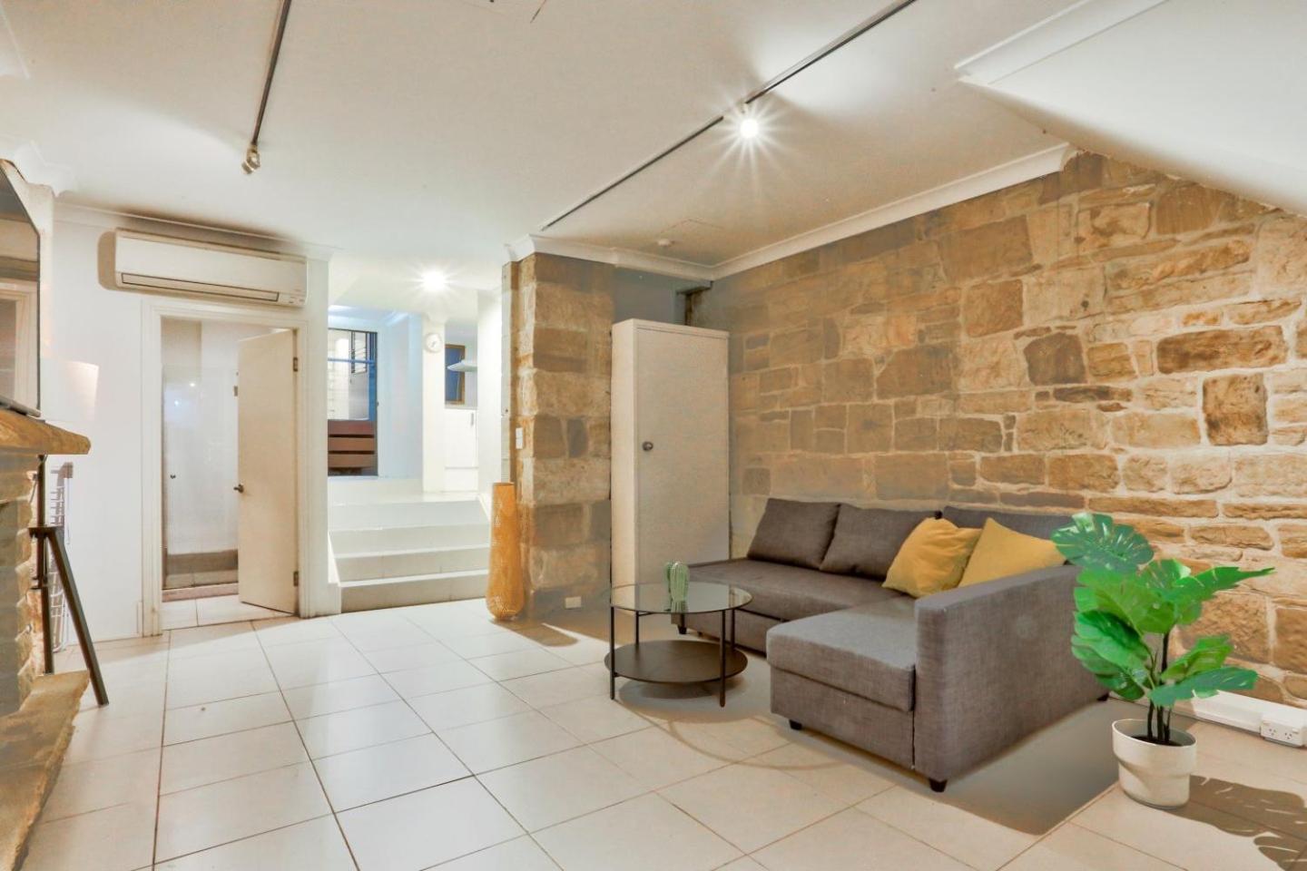Holiday home Unique 1 Bedroom House At The Centre Of Pyrmont *