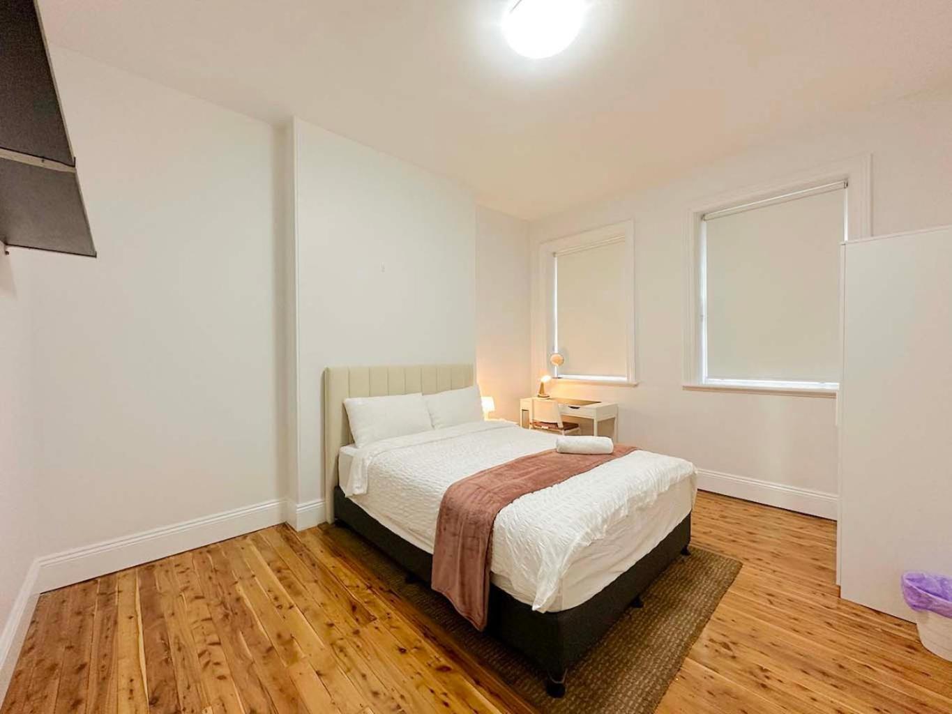 Homestay Millers Point Waterview