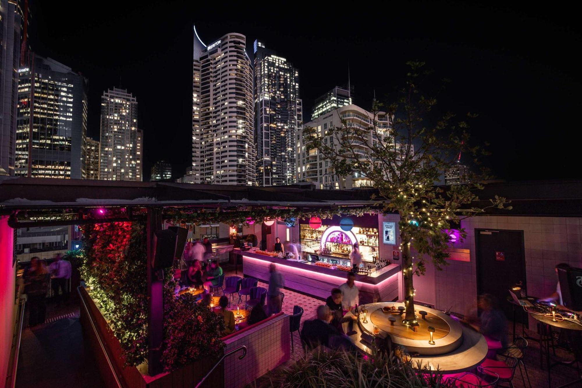 Vibe Darling Harbour Hotel Sydney