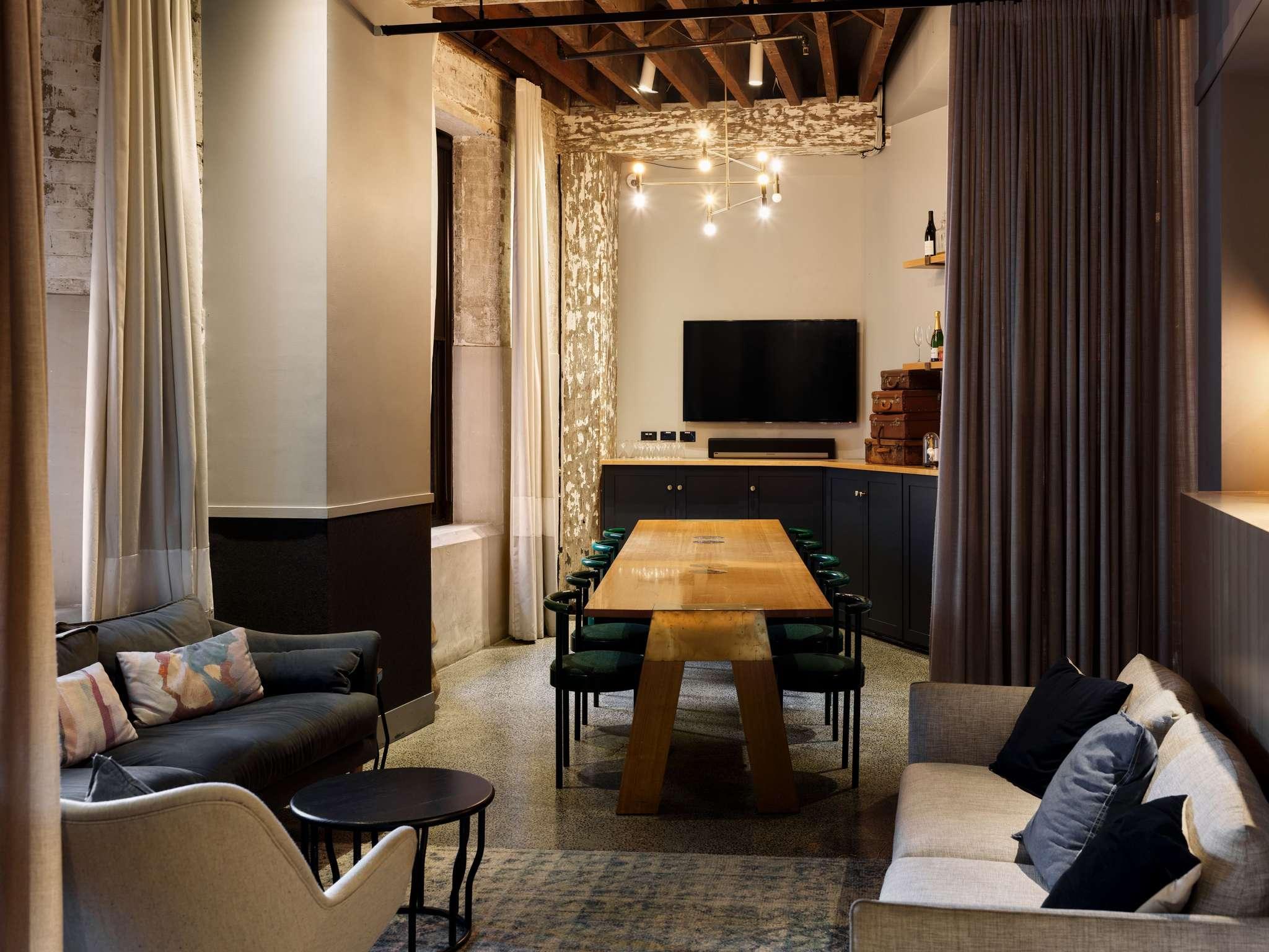 Woolstore 1888, - Handwritten Collection 5* Sydney