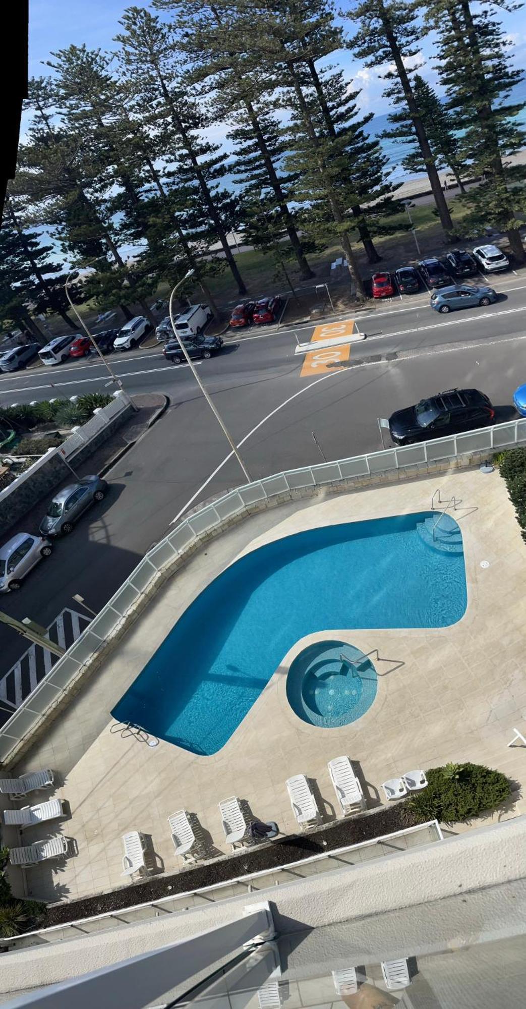 Manly Beachfront Deluxe En-suite *