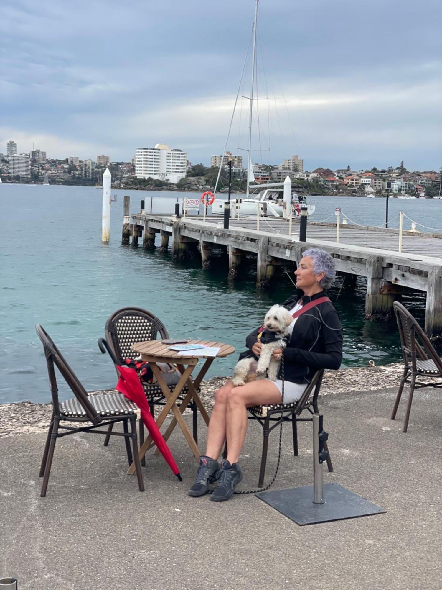 Manly Beachfront Deluxe En-suite Apartment *