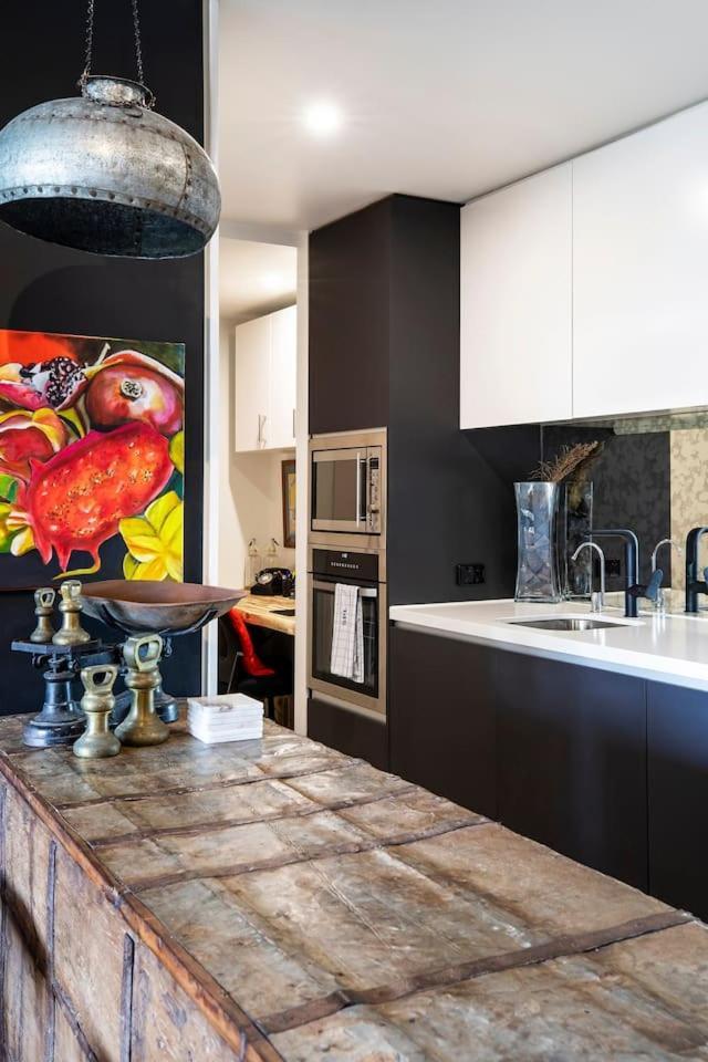 Balinese Charm Meets Living In Inner Sydney