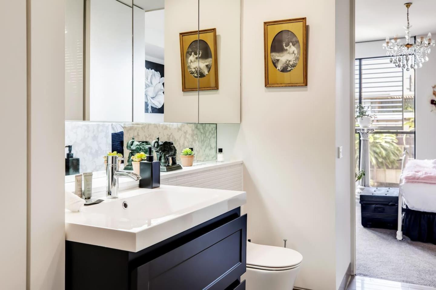 Balinese Charm Meets Living In Inner Apartment
