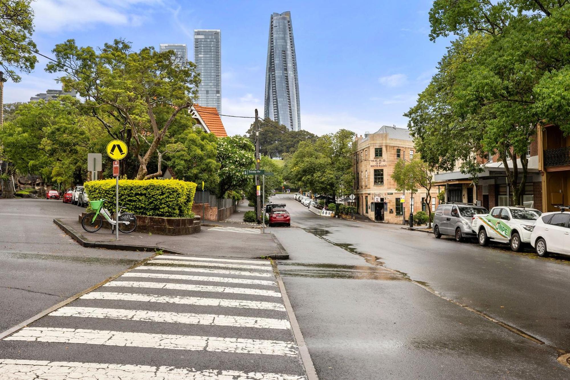 2-4 Trinity Avenue Apartment