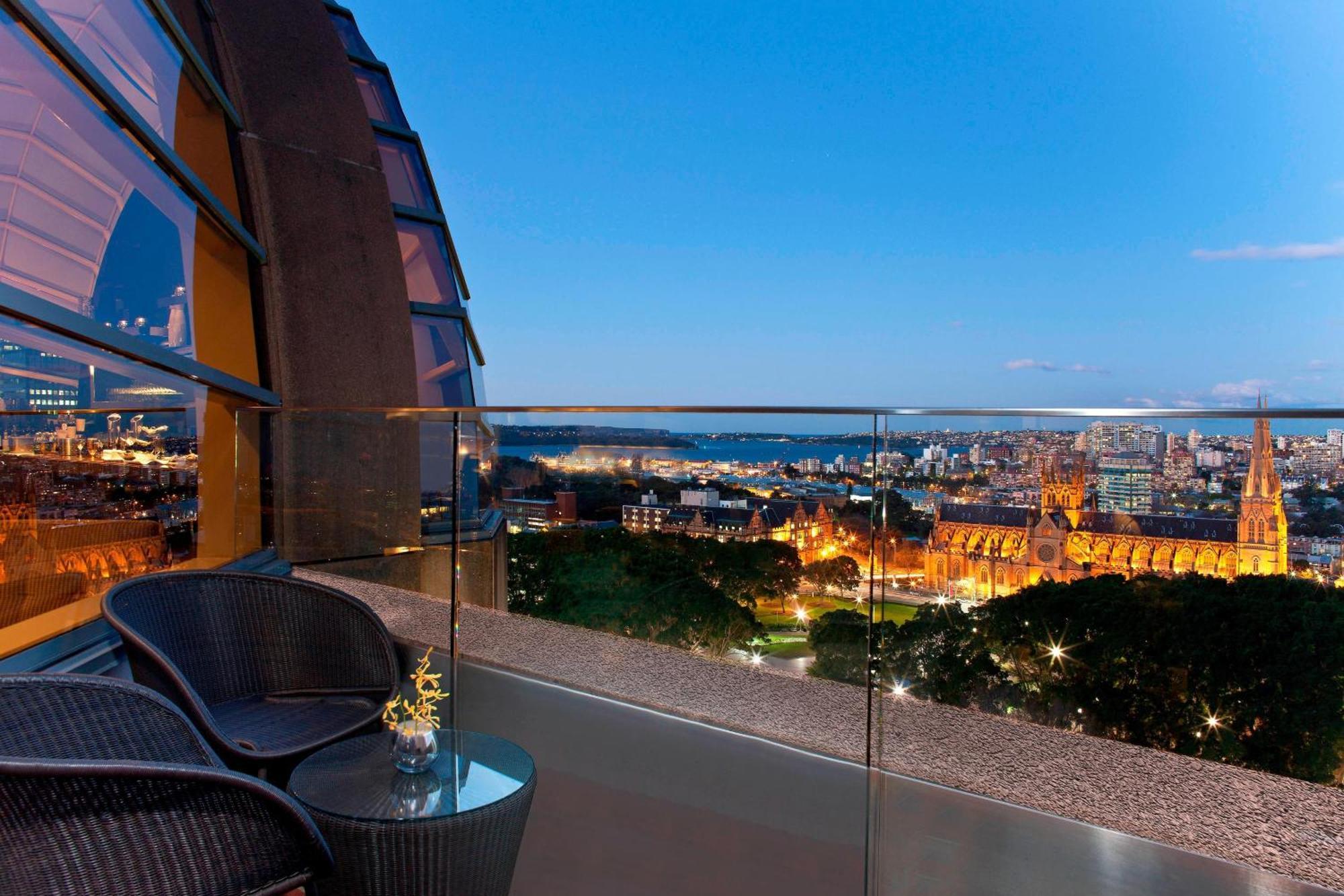 Sheraton Grand Hyde Park Hotel 5*
