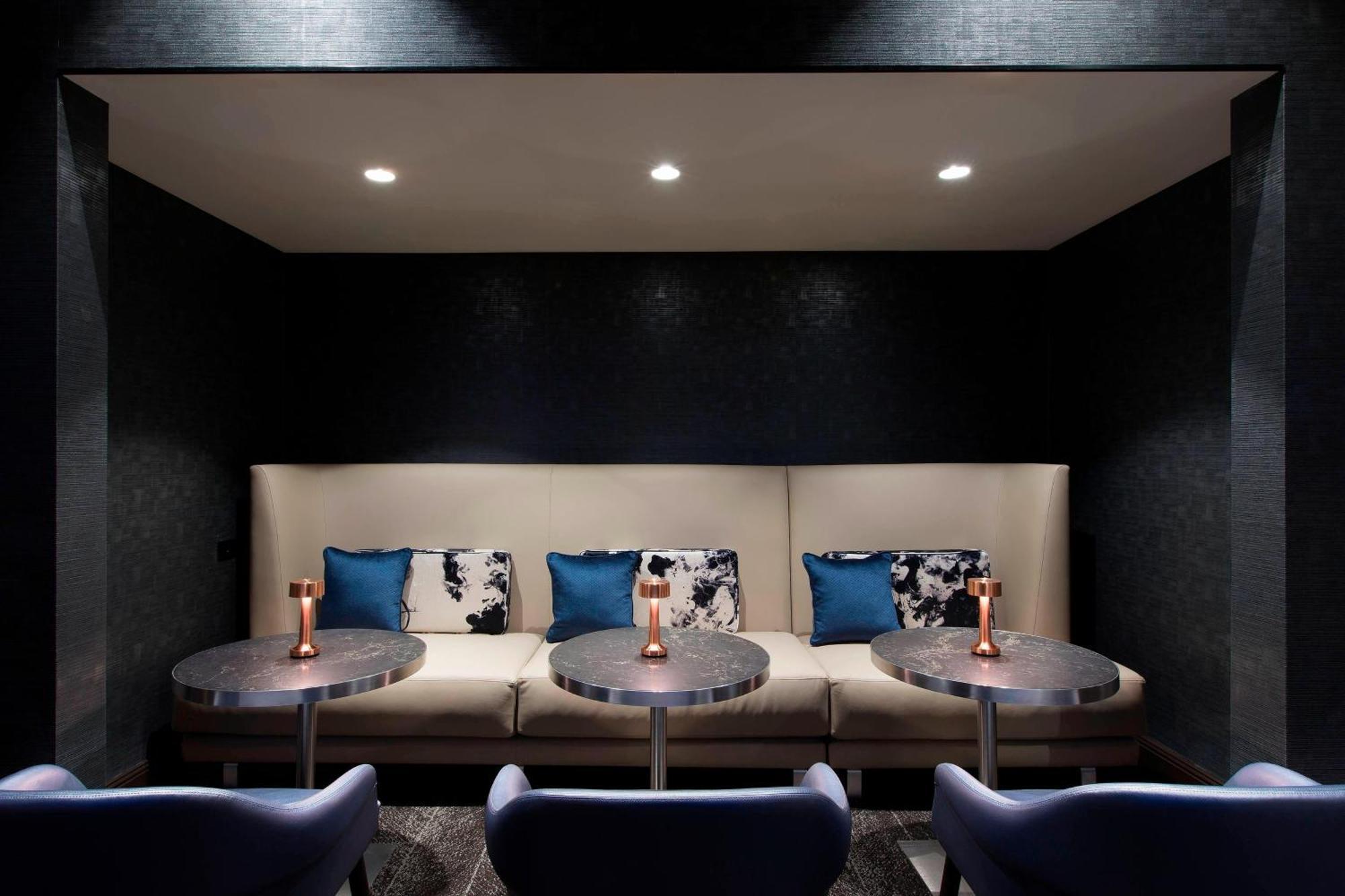 Hotel Sheraton Grand Hyde Park 5*