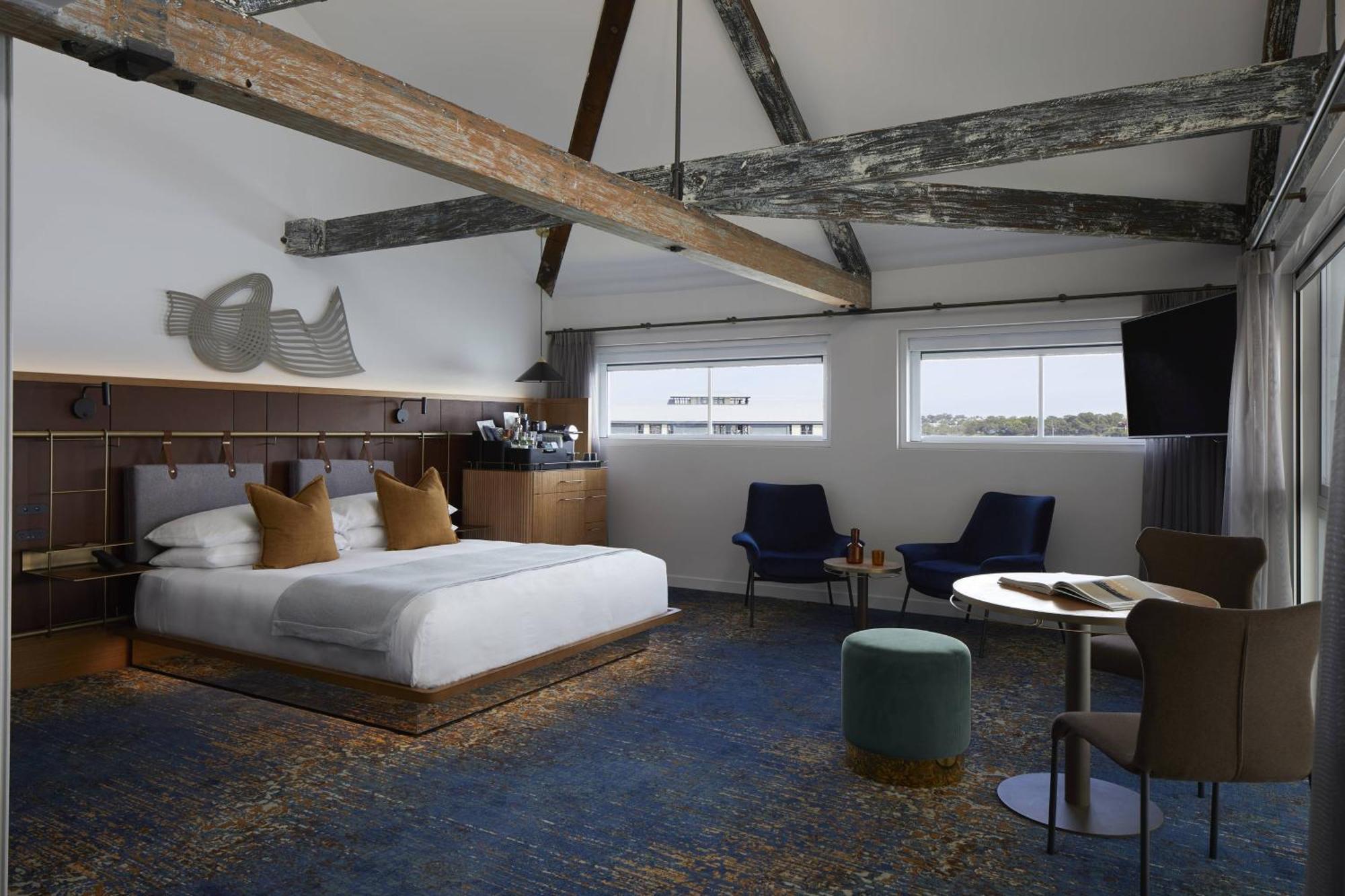 Pier One Harbour, Autograph Collection Hotel 5*