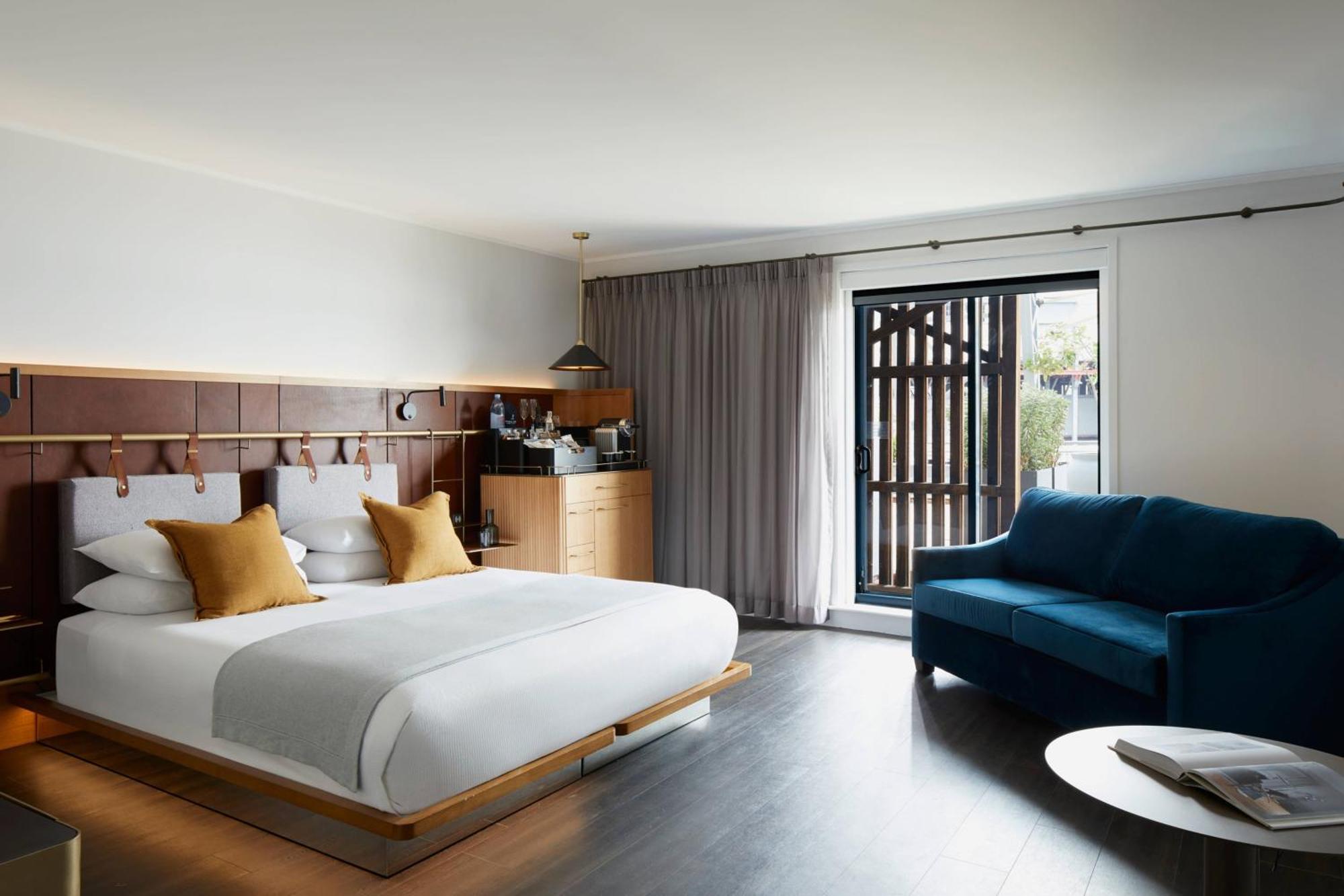 Pier One Harbour, Autograph Collection 5*