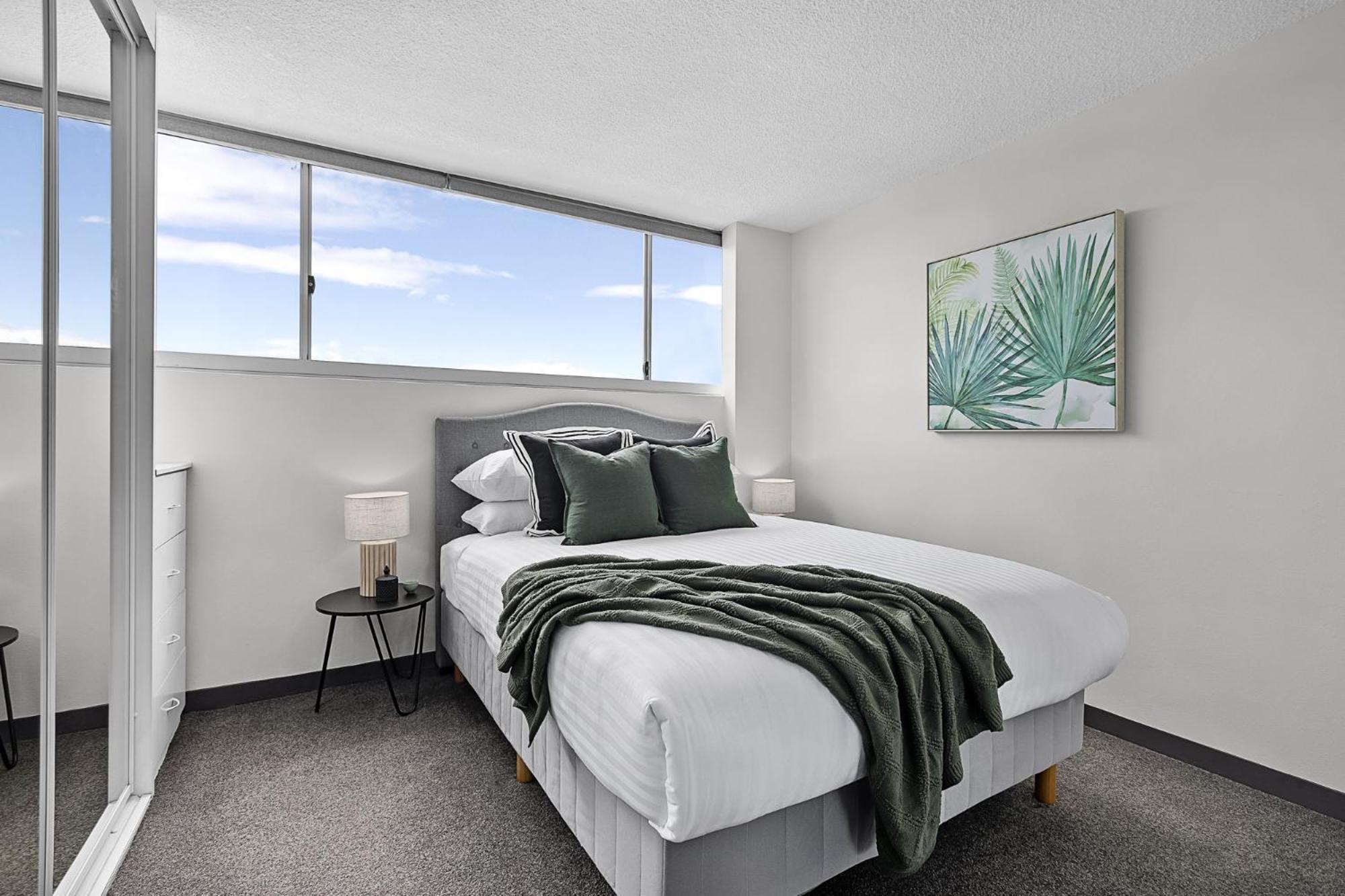 Stunning Ocean Views With Manly At Your Doorstep Apartment Sydney