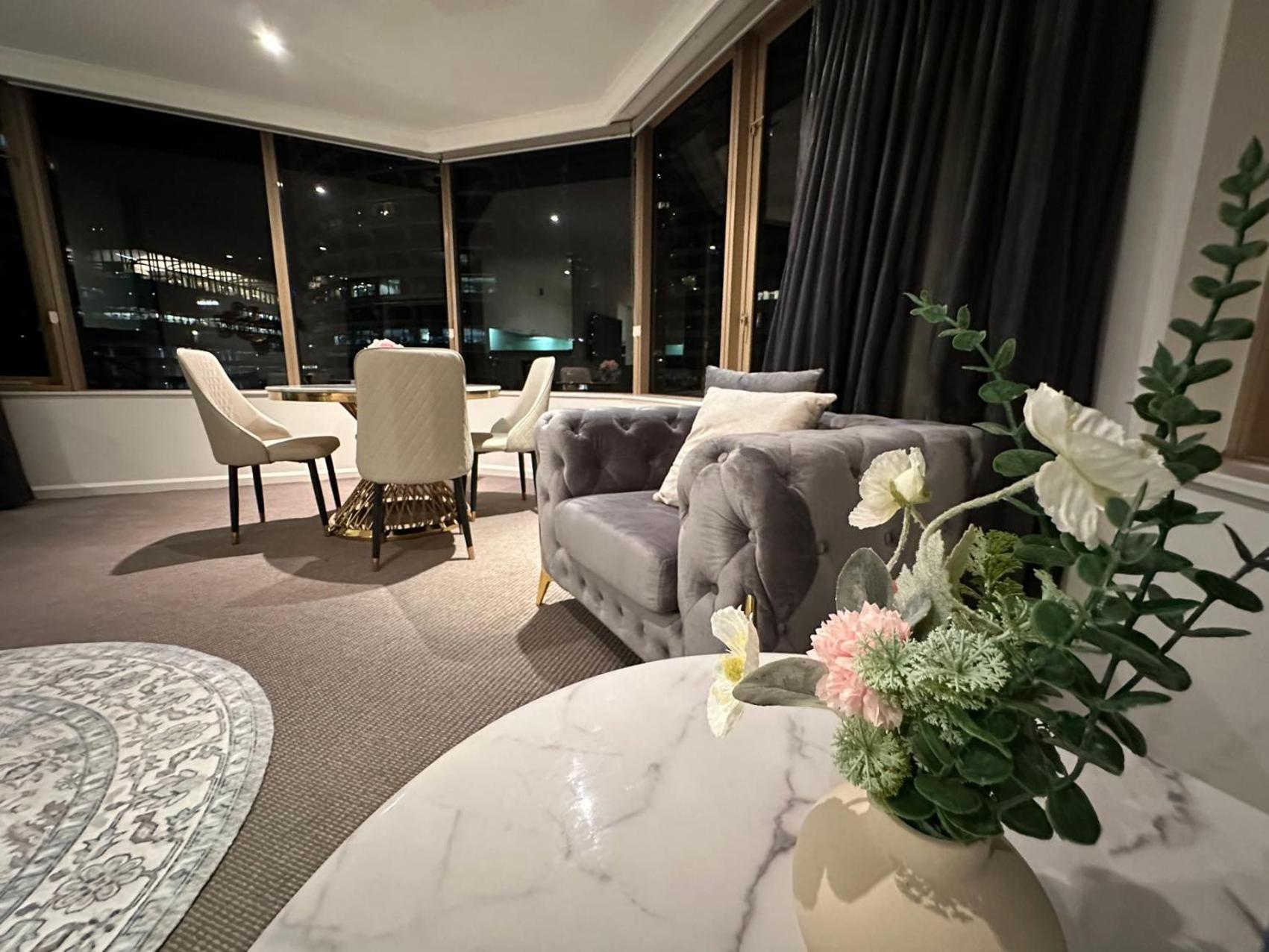 Apartment Fancy With Water View In The Rocks Sydney