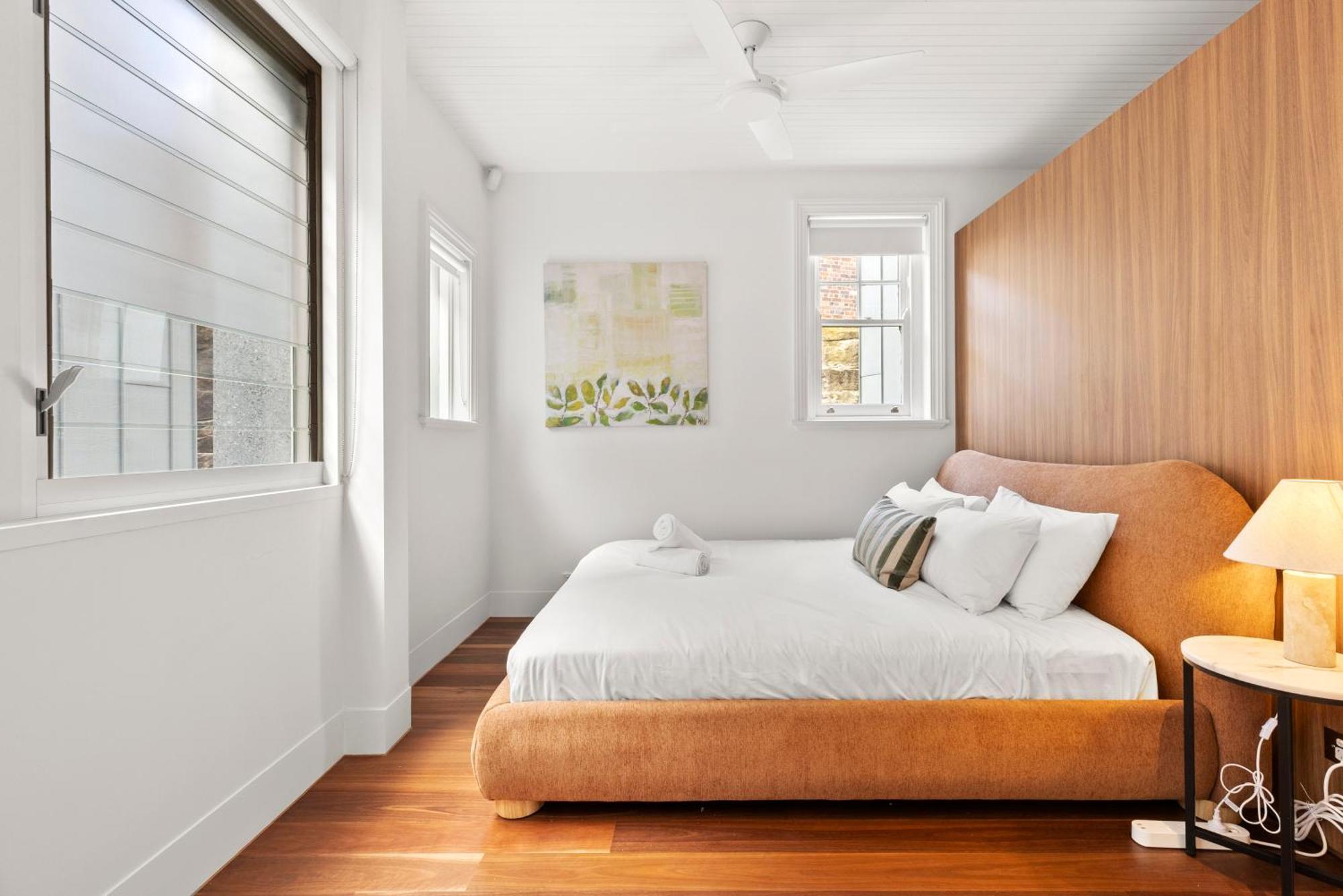 2-4 Trinity Avenue *