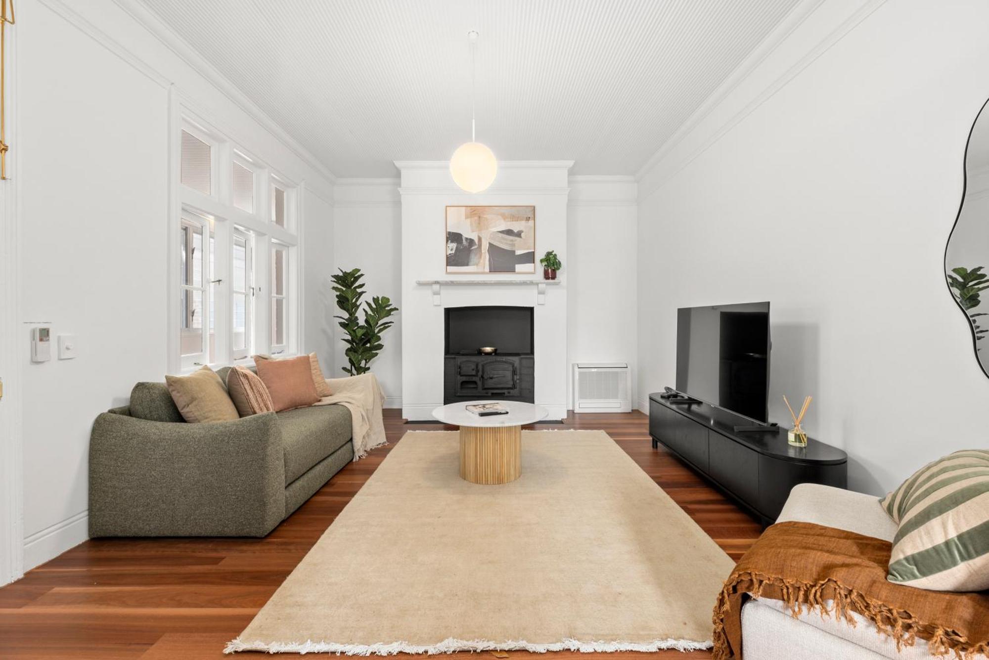 2-4 Trinity Avenue * Sydney
