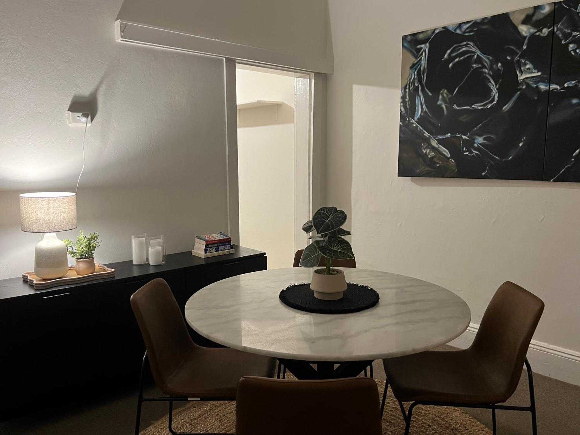 Charming Paddington Terrace Apartment Sydney