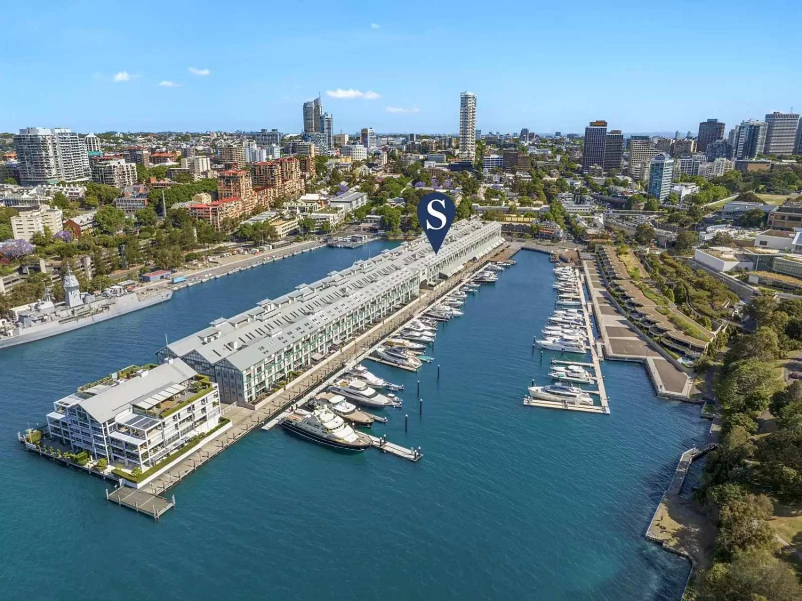 Apartment Loft-style Waterfront