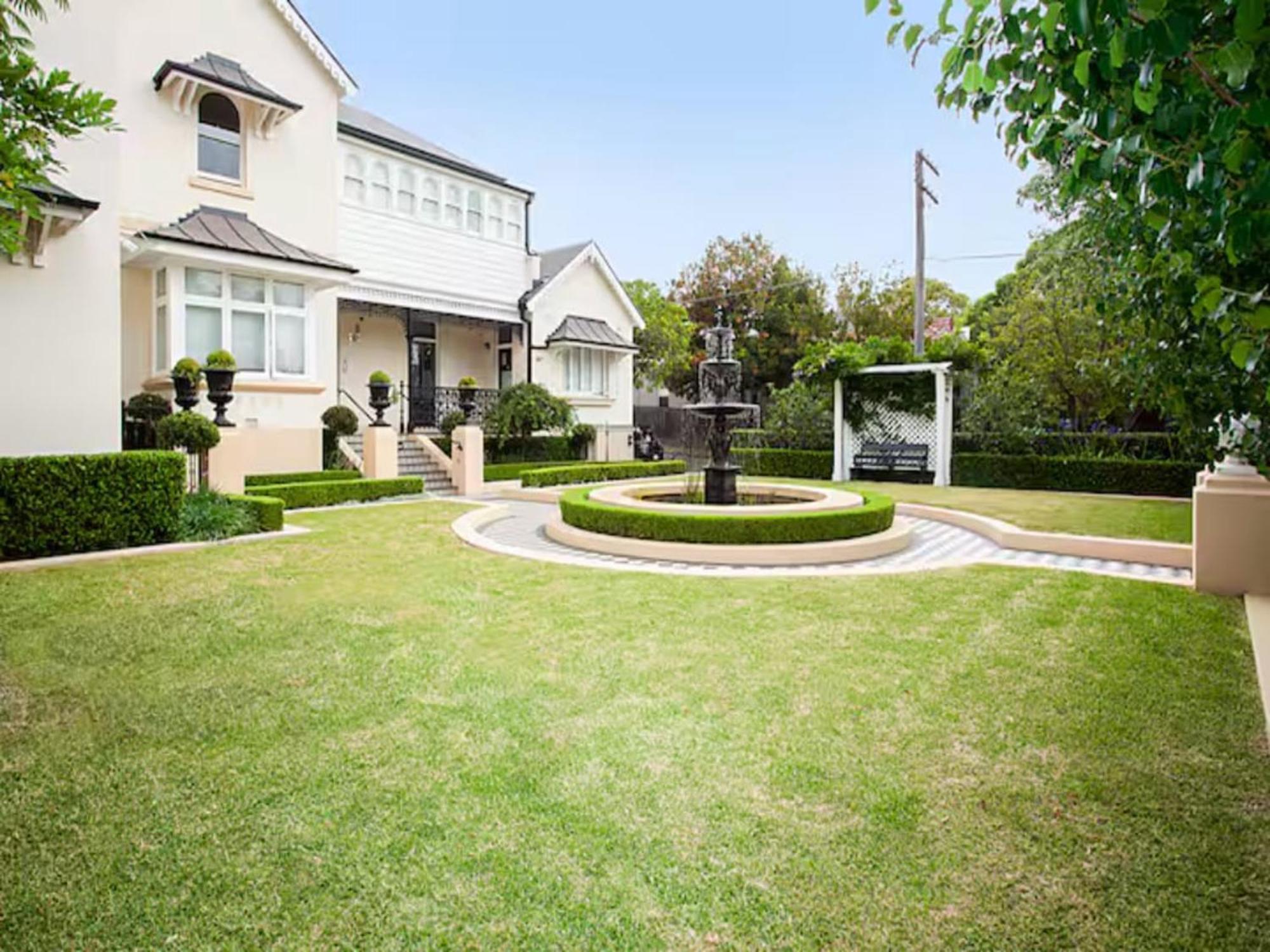 Apartment Inner-west In A Perfect Location Sydney