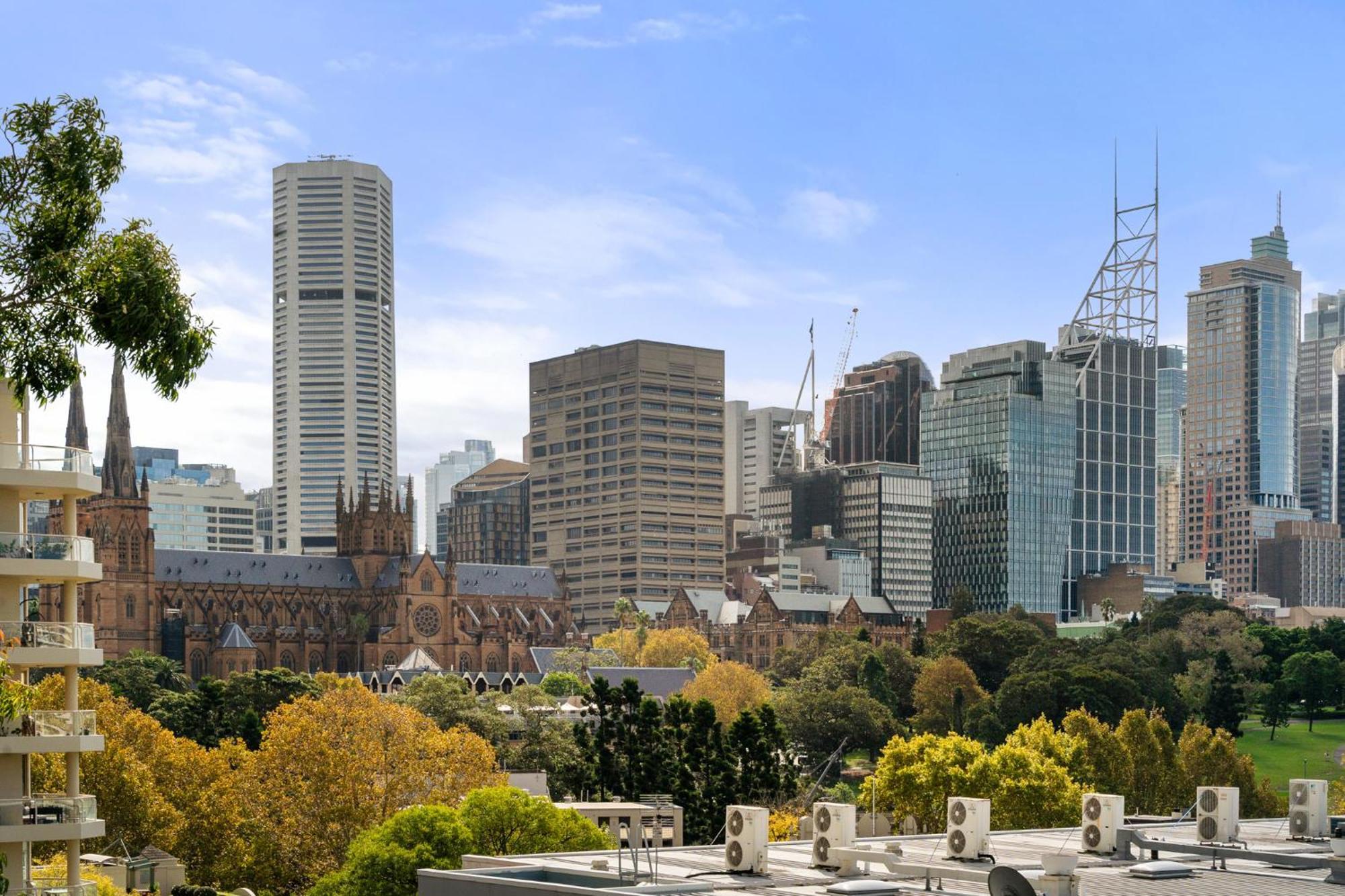 Inner Harbour Views With Parking * Sydney