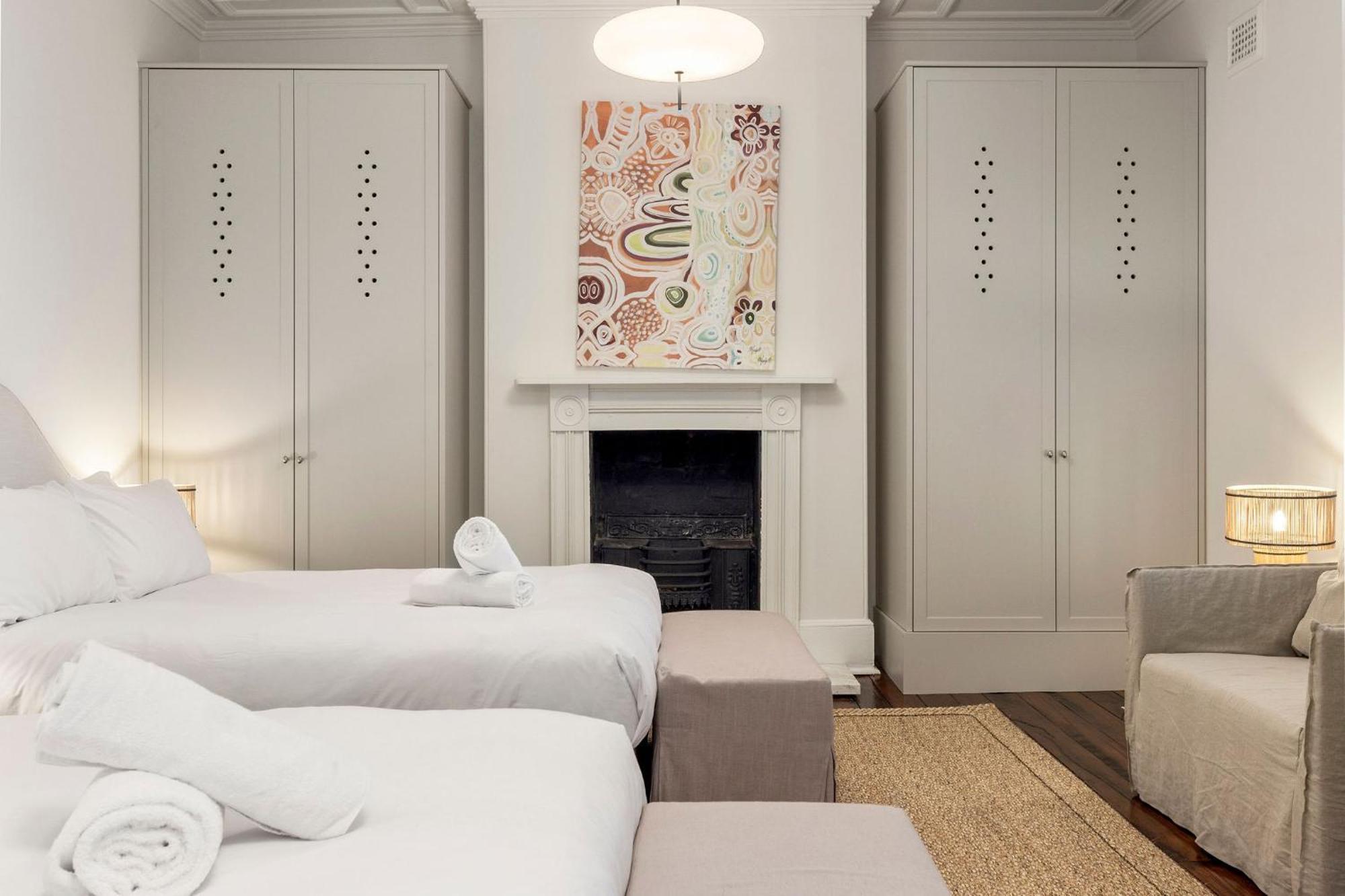 Apartment Luxury Harbourside Living With Rich Historic Charm