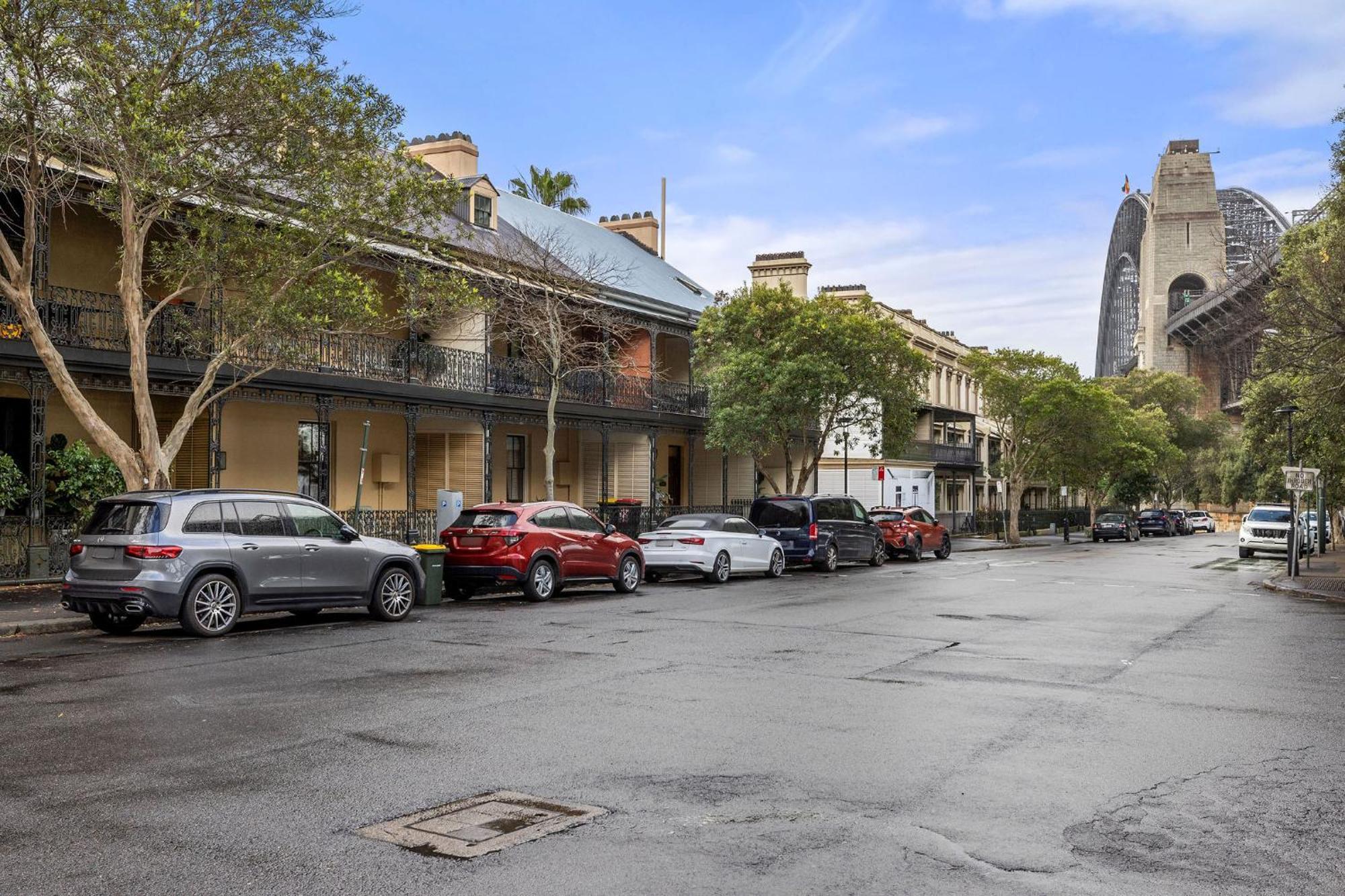 Apartment Luxury Harbourside Living With Rich Historic Charm Sydney