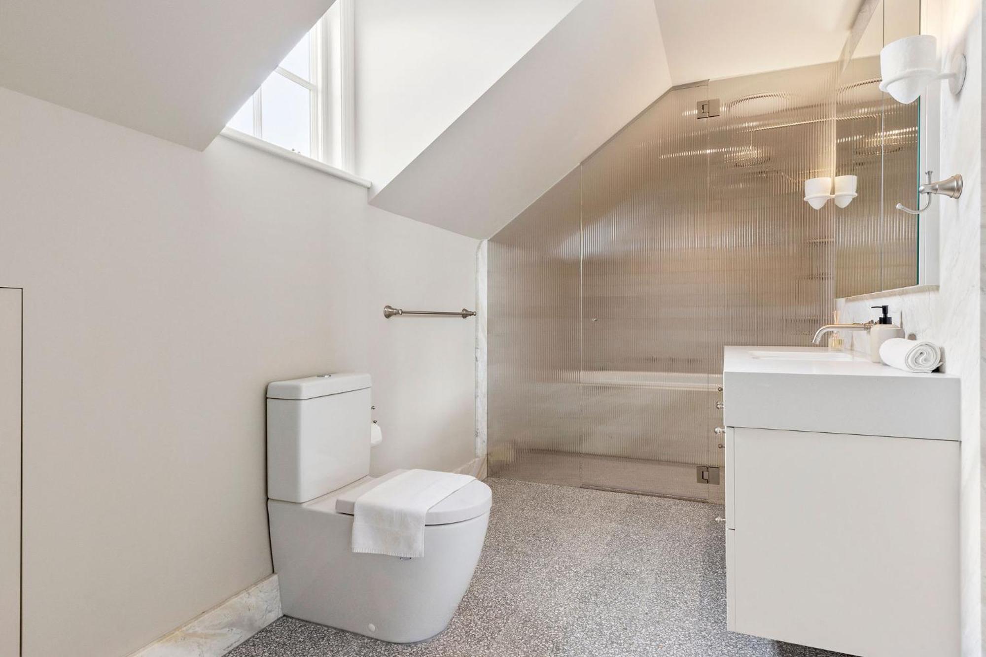 Apartment Luxury Harbourside Living With Rich Historic Charm Sydney