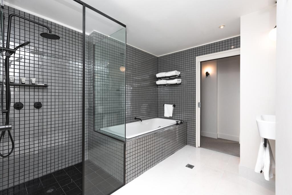 Ovolo Woolloomooloo Sydney