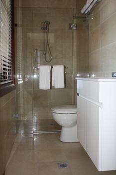 Southern Cross 3* Sydney