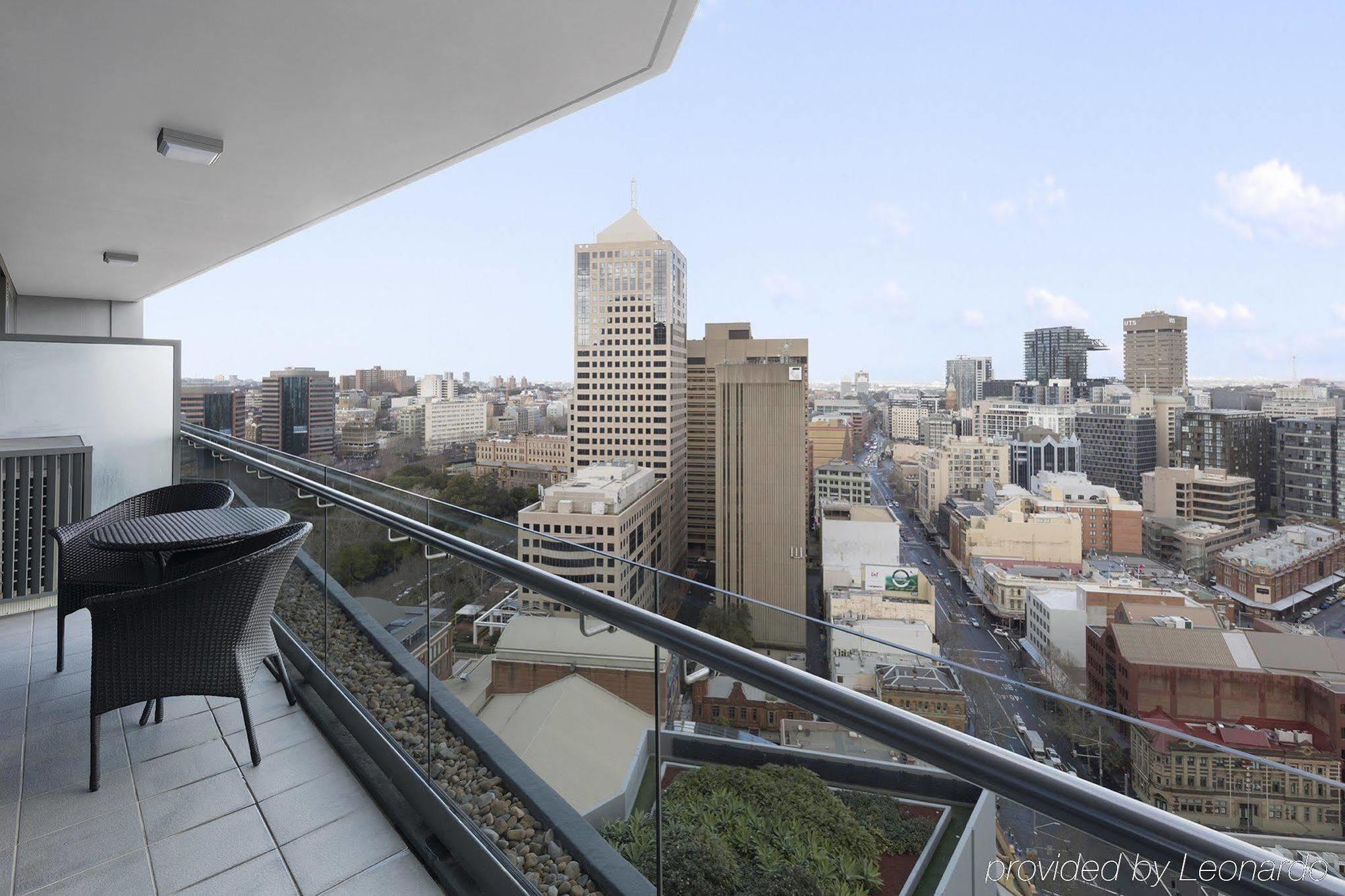 Meriton Campbell Street, 5*