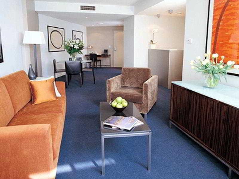 Adina Sydney, Darling Harbour 4*