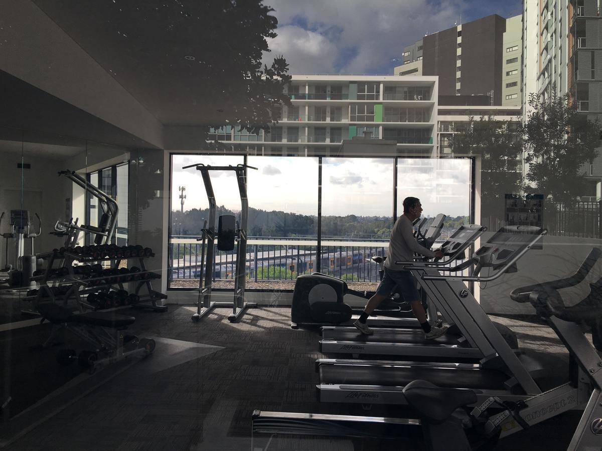 Apartment Panoramic Views In Luxurious Brand New