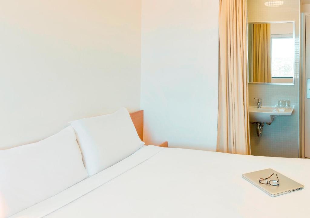 Ibis Budget Olympic Park Hotel
