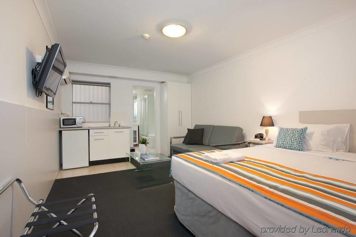 Hotel Railway Sydney