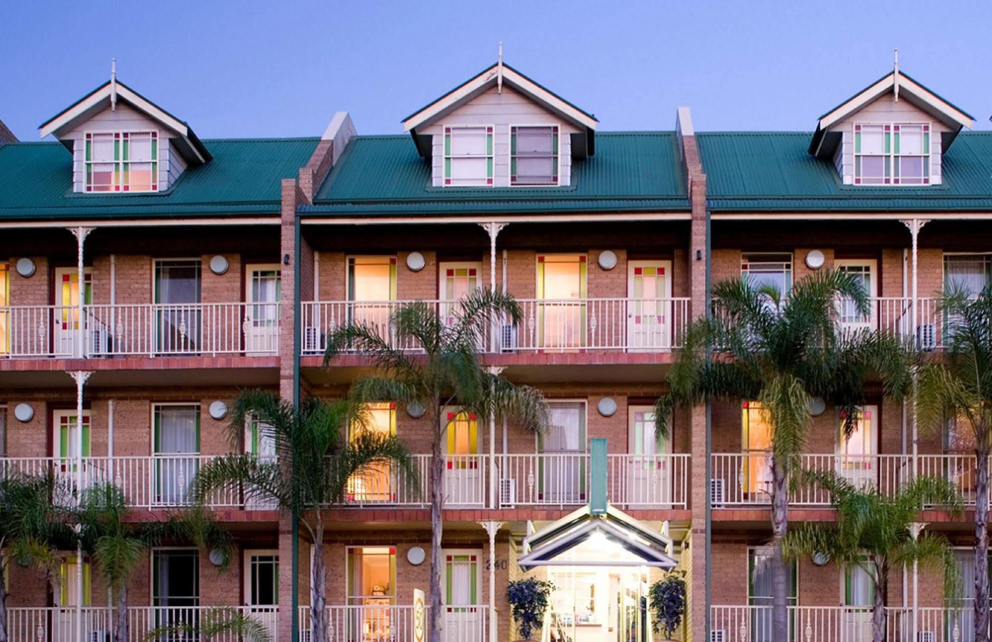 Hotel Railway