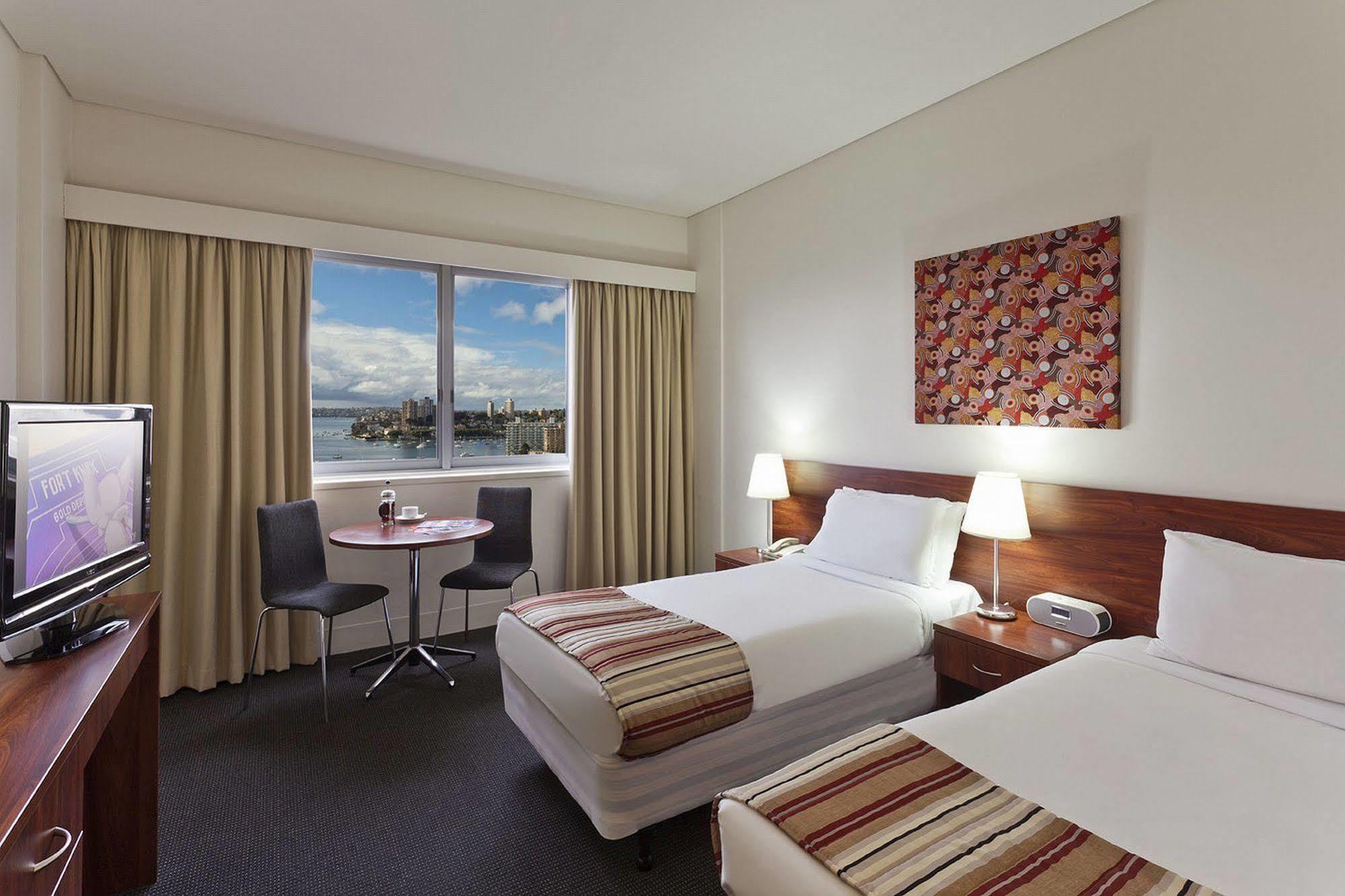 Hotel Macleay