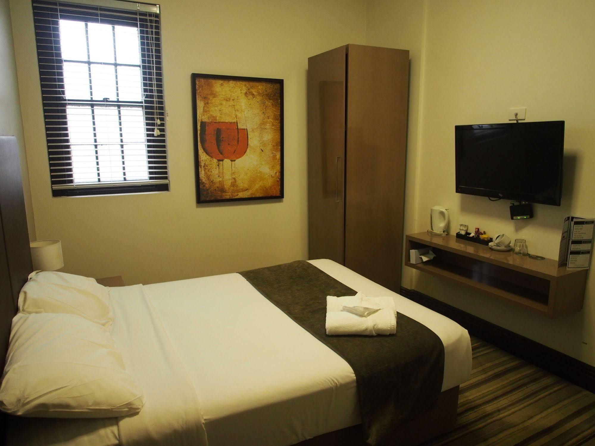 Southern Cross Hotel