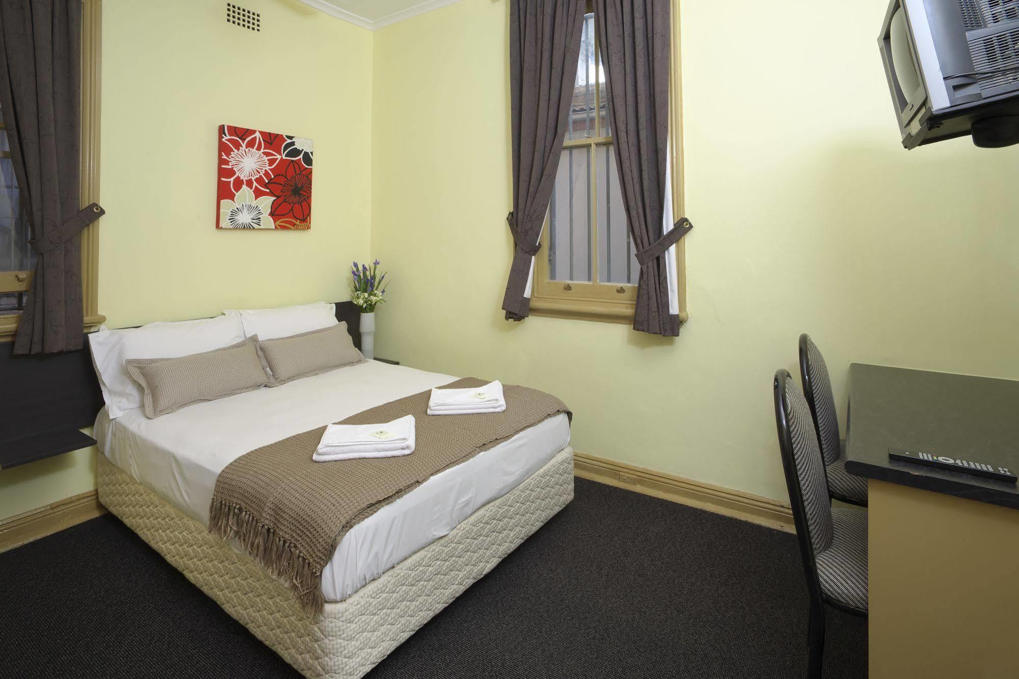 Hotel The George Street Sydney