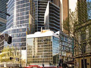 Meriton Campbell Street, Hotel