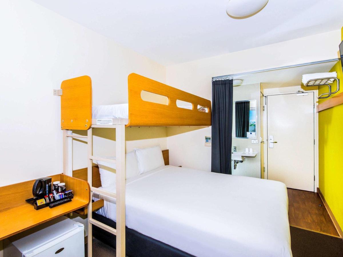 Hotel Ibis Budget Olympic Park Sydney